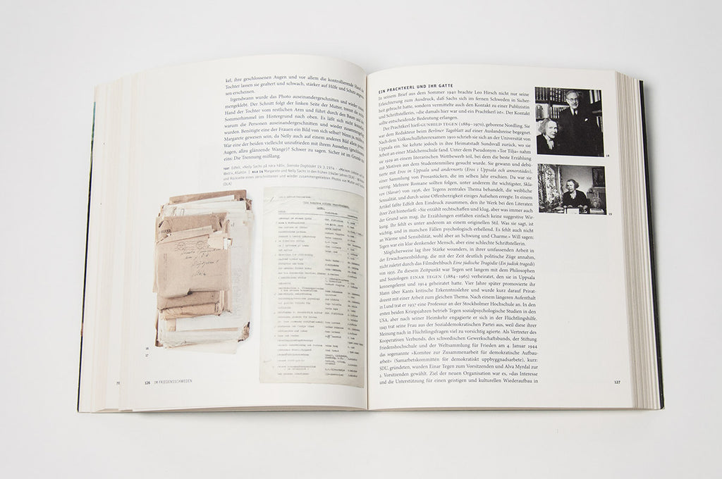 Das aufgeschlagene Buch "Nelly Sachs. Flucht und Verwandlung" zeigt das Layout einer Doppelseite