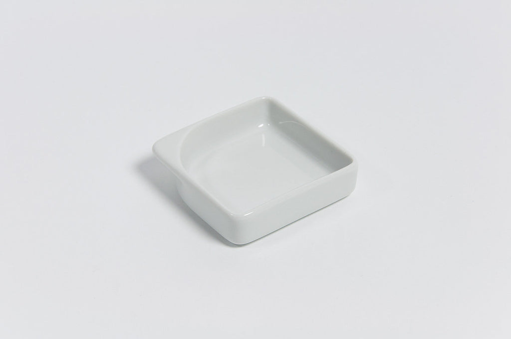 Kleine (Größe 1) viereckige Schale mit hohem Rand (21 mm)