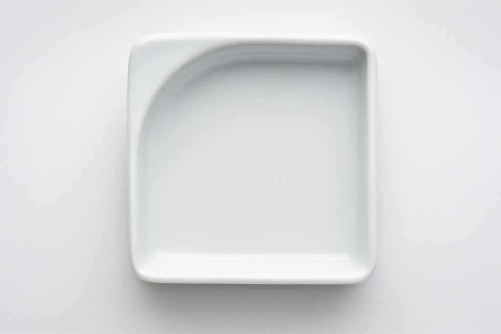 Kleine (Größe 1) viereckige Schale mit hohem Rand (21 mm)
