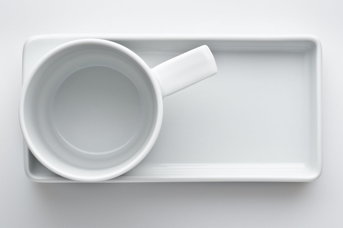 Mittelhoher Becher mit Henkel mit 64 mm Höhe