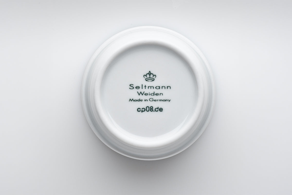 Unterseite des cp08 Geschirrs mit dem Stempel des Herstellers Seltmann Weiden